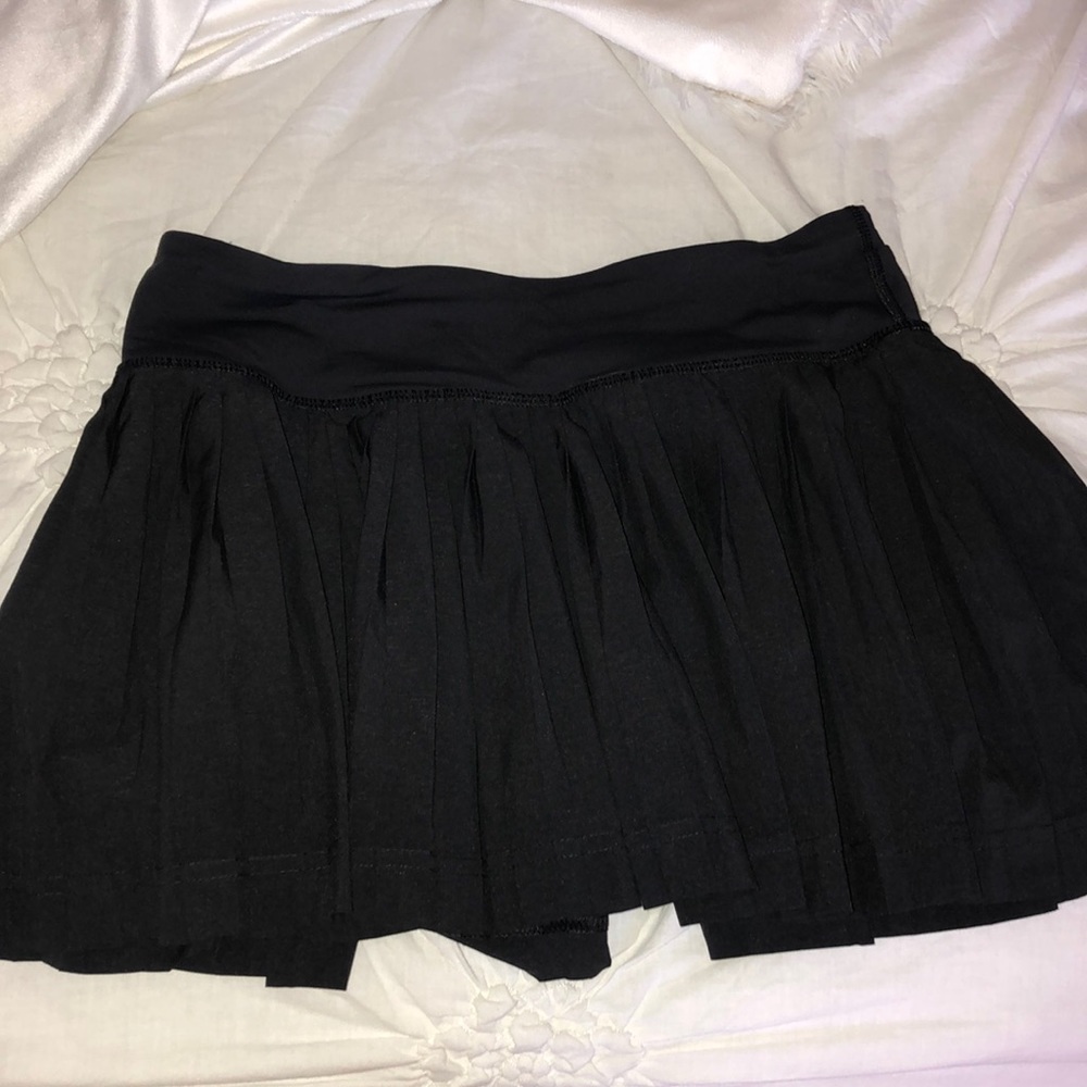 Lululemon pleated tennis skirt